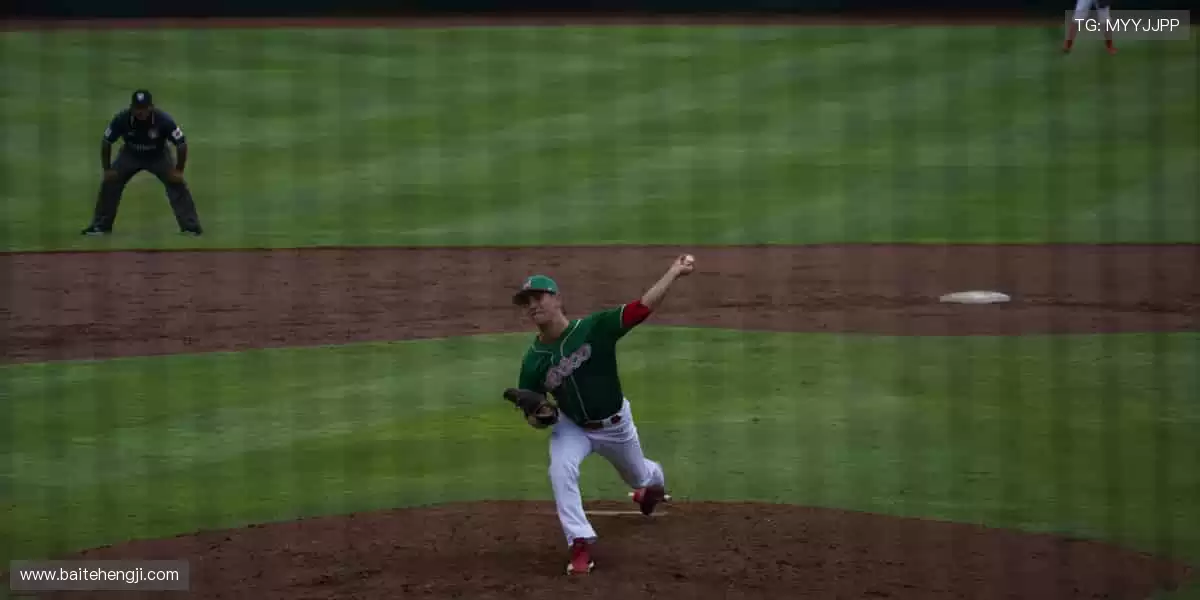 📱多屏同步，随时随地捕捉精彩瞬间！📻